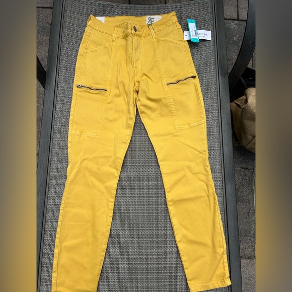 Cosmic Blue Love Hannah Eco Zipper Cargo Skinny Pants Size 28 yellow - Picture 1 of 11
